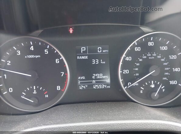 5NPD84LF6HH028479 2017 HYUNDAI ELANTRA Black 