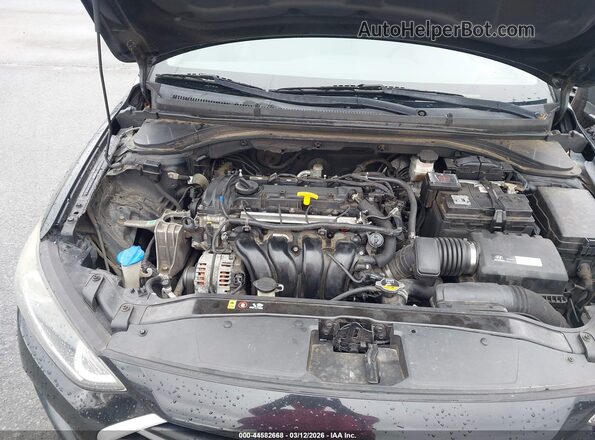 5NPD84LF6HH028479 2017 HYUNDAI ELANTRA Black 