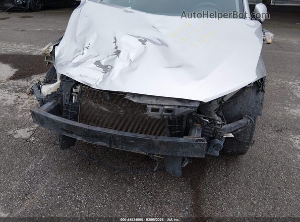 5NPD84LF6JH260313 2018 HYUNDAI ELANTRA Серебряный Вид спереди