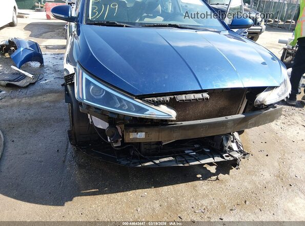 5NPD84LF6LH558671 2020 HYUNDAI ELANTRA Blue Widok z przodu