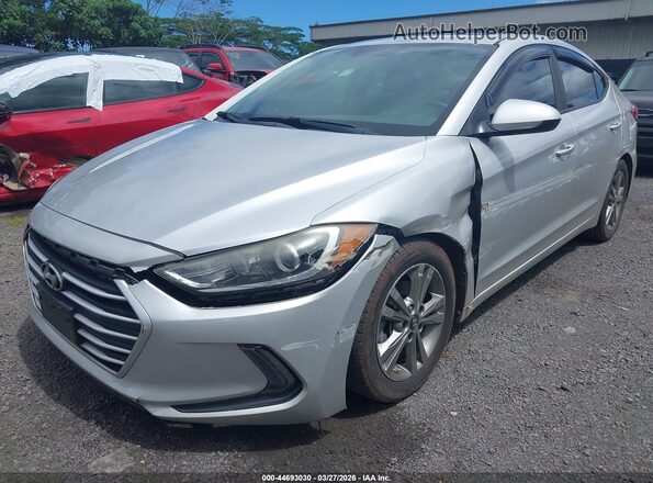 5NPD84LF7JH354765 2018 HYUNDAI ELANTRA Silver Widok z przodu