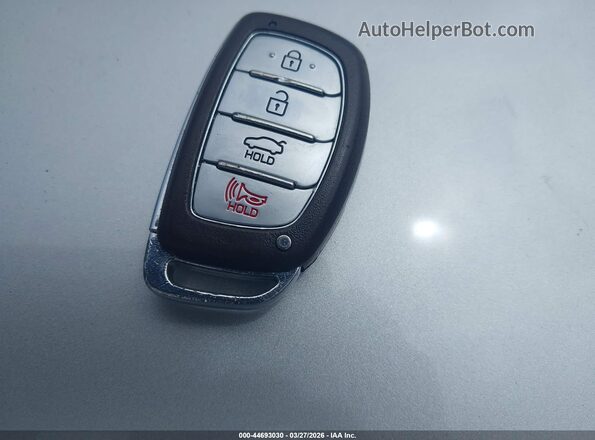 5NPD84LF7JH354765 2018 HYUNDAI ELANTRA Silver Widok deski rozdzielczej