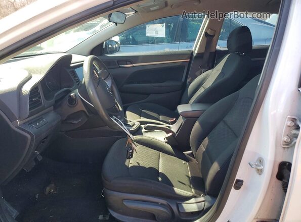 5NPD84LF7KH474907 2019 HYUNDAI ELANTRA White Front interior view