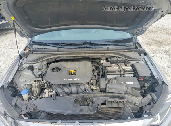 5NPD84LF9HH006296 2017 HYUNDAI ELANTRA Silver Rear interior view