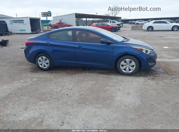 5NPDH4AE4GH702069 2016 HYUNDAI ELANTRA Blue Rear interior view
