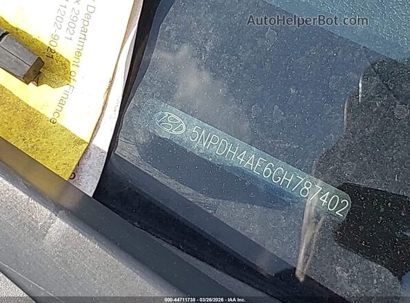 5NPDH4AE6GH787402 2016 HYUNDAI ELANTRA Red Вид панелі приладів