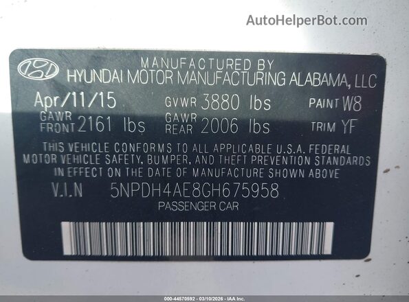 5NPDH4AE8GH675958 2016 HYUNDAI ELANTRA White 