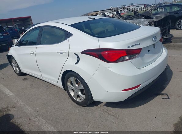 5NPDH4AE8GH675958 2016 HYUNDAI ELANTRA White 