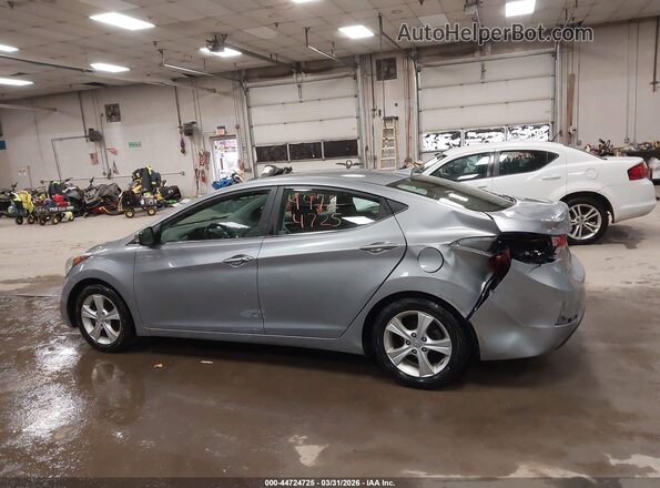 5NPDH4AE8GH689360 2016 HYUNDAI ELANTRA Silver 360 interior view