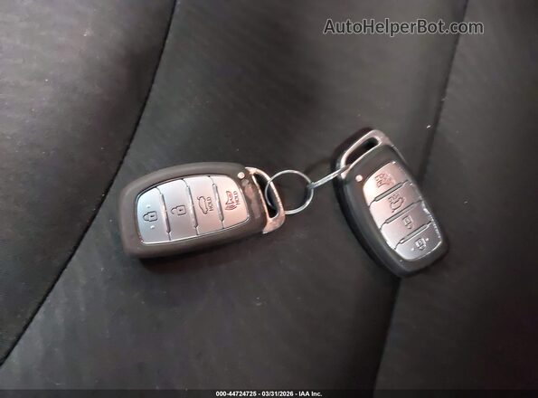 5NPDH4AE8GH689360 2016 HYUNDAI ELANTRA Silver Dashboard view