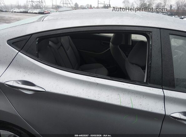 5NPDH4AEXGH717434 2016 HYUNDAI ELANTRA Silver Widok z przodu