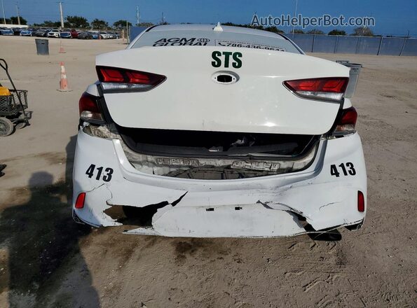 5NPE24AF0KH746321 2019 HYUNDAI SONATA Gray Widok z tyłu