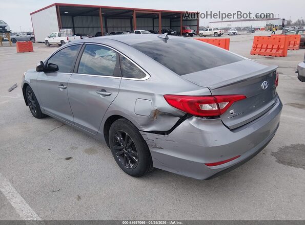 5NPE24AF2HH580313 2017 HYUNDAI SONATA Silver Trasero izquierdo