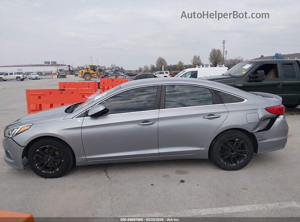 5NPE24AF2HH580313 2017 HYUNDAI SONATA Silver Vista interior de 360 grados