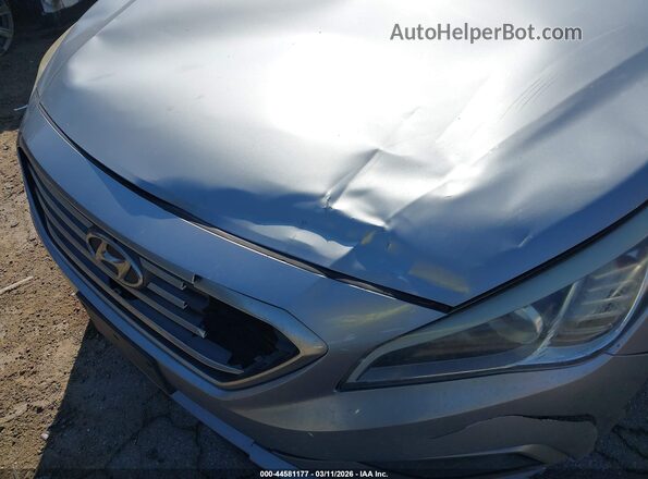 5NPE24AF3GH395699 2016 HYUNDAI SONATA Silver Vista interior trasera