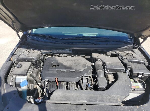 5NPE24AF3HH519665 2017 HYUNDAI SONATA Black Widok wnętrza z tyłu