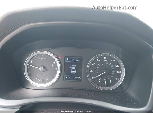 5NPE24AF3JH603989 2018 HYUNDAI SONATA Silver Вид задніх сидінь