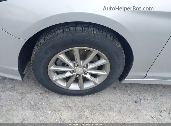 5NPE24AF3JH603989 2018 HYUNDAI SONATA Silver Вид щитка приладів