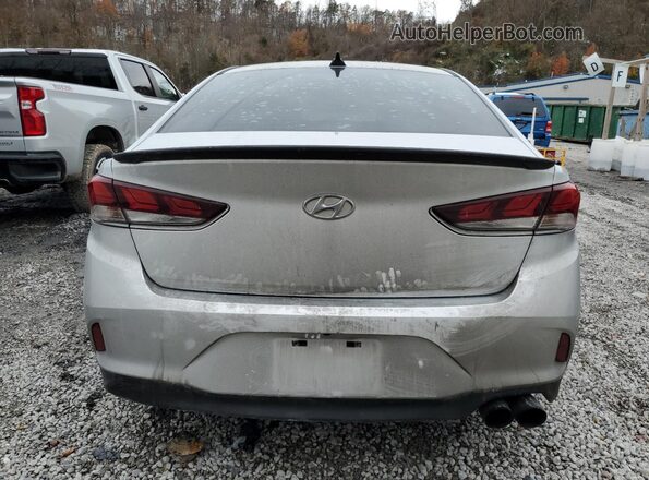 5NPE24AF3KH819987 2019 HYUNDAI SONATA Silver Rear view
