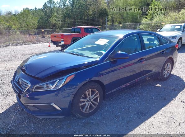 5NPE24AF4HH504723 2017 HYUNDAI SONATA Blue Przód lewy