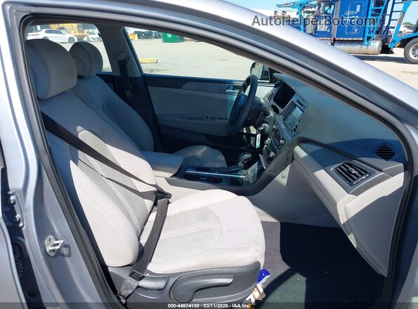 5NPE24AF5GH321023 2016 HYUNDAI SONATA Серебряный 