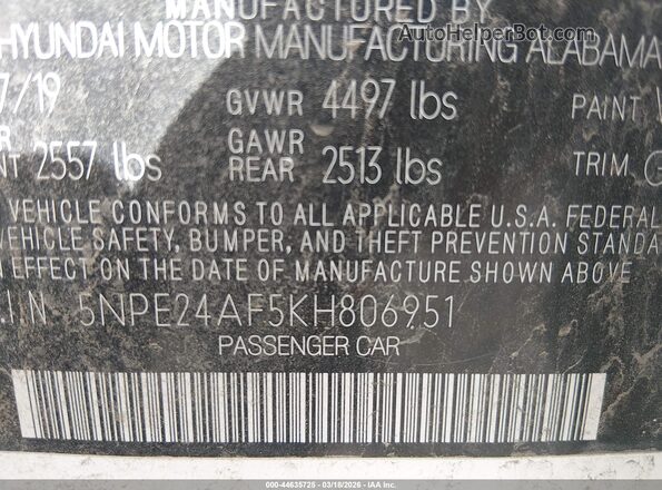 5NPE24AF5KH806951 2019 HYUNDAI SONATA White Vista del compartimento del motor