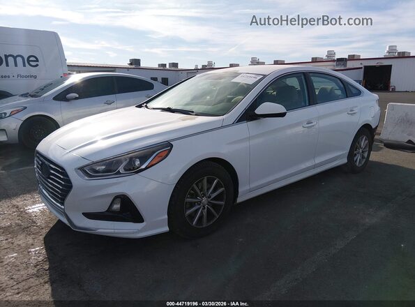 5NPE24AF7JH676444 2018 HYUNDAI SONATA White Vista tres cuartos delantera izquierda