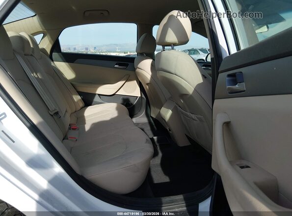 5NPE24AF7JH676444 2018 HYUNDAI SONATA White Vista de la etiqueta del VIN
