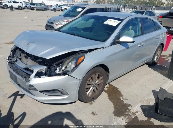 5NPE24AF8HH480524 2017 HYUNDAI SONATA Silver Przód lewy