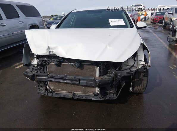 5NPE24AF8KH734370 2019 HYUNDAI SONATA White Front view