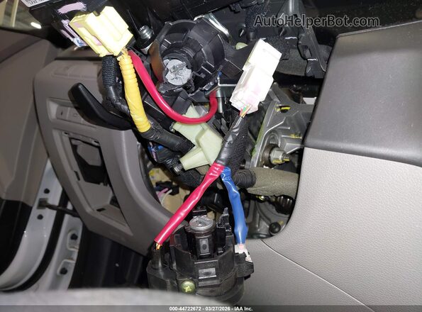 5NPE24AFXHH567504 2017 HYUNDAI SONATA White Widok z przodu