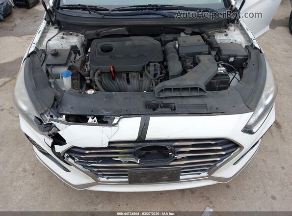 5NPE34AF2JH610591 2018 HYUNDAI SONATA White 