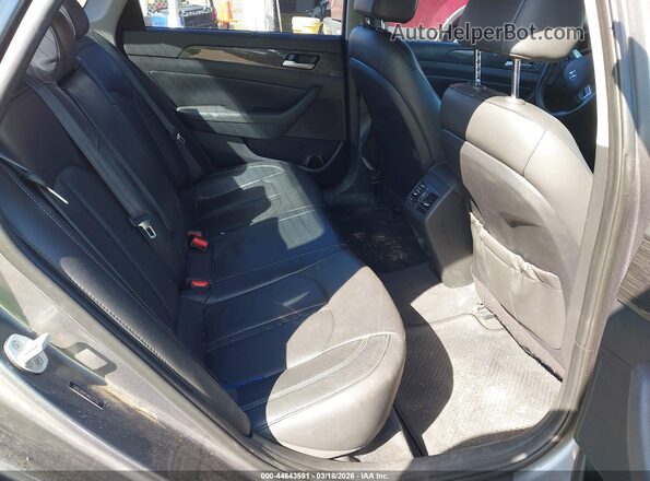 5NPE34AF2JH637757 2018 HYUNDAI SONATA Gray VIN կոդի պիտակի տեսք