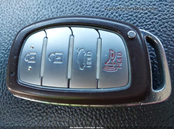 5NPE34AF3HH520652 2017 HYUNDAI SONATA Black Widok deski rozdzielczej