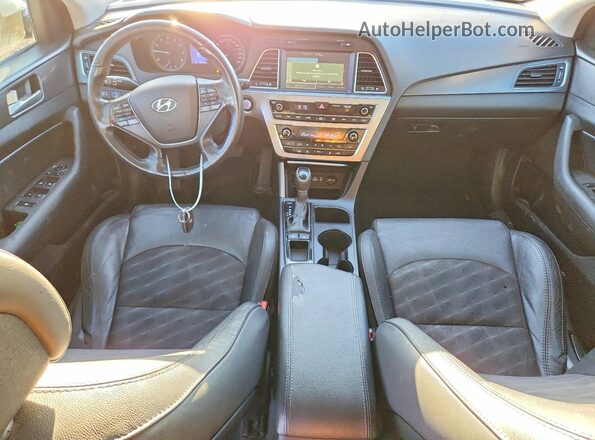 5NPE34AF5GH372101 2016 HYUNDAI SONATA White Vista del salpicadero