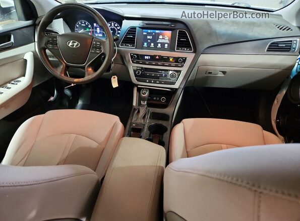 5NPE34AF6HH572633 2017 HYUNDAI SONATA Белый Вид панели приборов