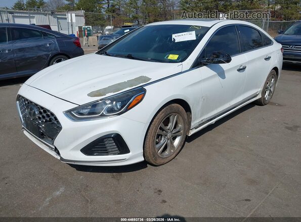 5NPE34AF6JH710323 2018 HYUNDAI SONATA Белый Передняя левая четверть