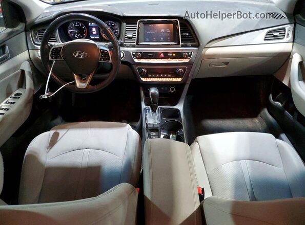 5NPE34AF7KH762335 2019 HYUNDAI SONATA Red Առջևի վահանակի տեսք