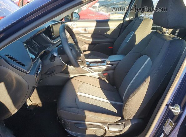 5NPEG4JA1MH094530 2021 HYUNDAI SONATA Blue Front interior view