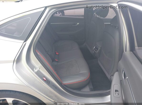 5NPEJ4J22MH065452 2021 HYUNDAI SONATA Gray Widok naklejki z numerem VIN