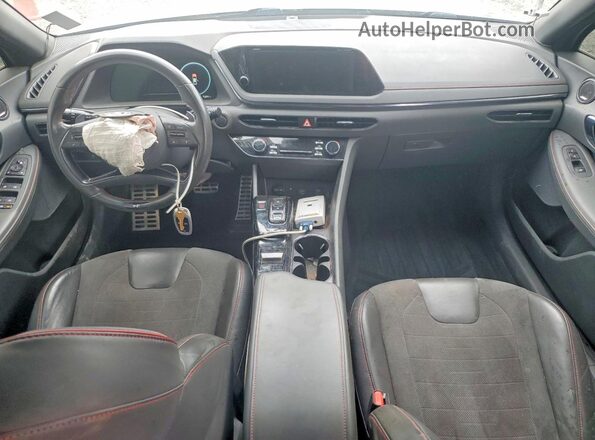 5NPEK4JC9MH127807 2021 HYUNDAI SONATA Silver Widok deski rozdzielczej