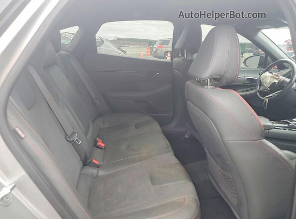 5NPEK4JC9MH127807 2021 HYUNDAI SONATA Silver Widok tylnych siedzeń