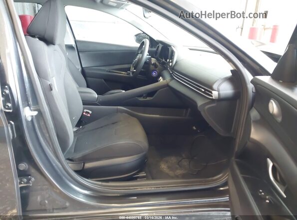 5NPLL4AG0MH037310 2021 HYUNDAI ELANTRA Серый 