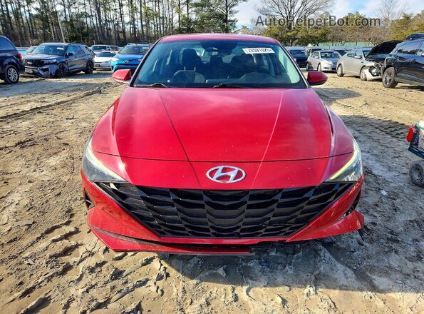 5NPLL4AG3NH080251 2022 HYUNDAI ELANTRA Red Вид спереду