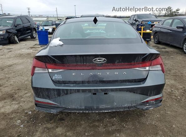 5NPLL4AG8MH039029 2021 HYUNDAI ELANTRA Gray უკანა ხედი