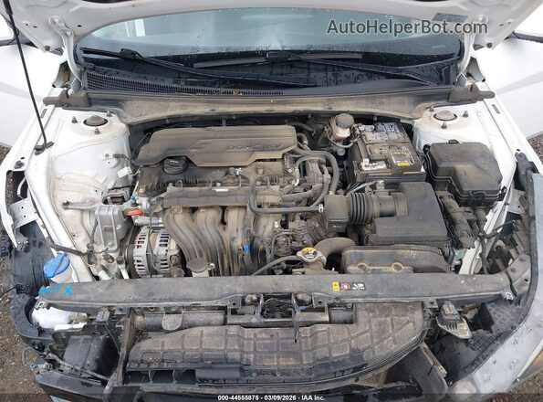 5NPLL4AG9MH047589 2021 HYUNDAI ELANTRA Белый Вид сзади