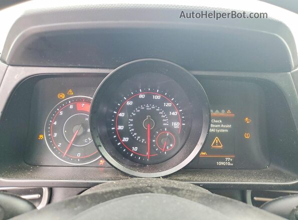 5NPLM4AG0MH045811 2021 HYUNDAI ELANTRA White Widok zestawu wskaźników