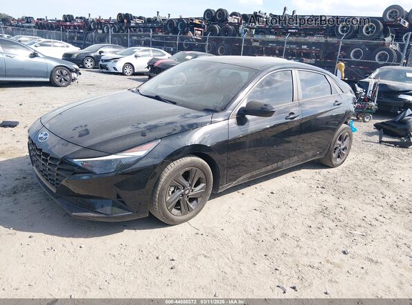 5NPLM4AG2PH087448 2023 HYUNDAI ELANTRA Black Передня ліва чверть