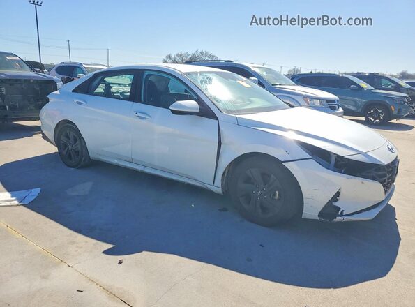5NPLM4AG3MH046371 2021 HYUNDAI ELANTRA White Front right
