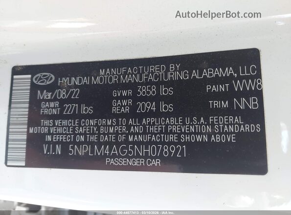 5NPLM4AG5NH078921 2022 HYUNDAI ELANTRA White Vista del compartimento del motor